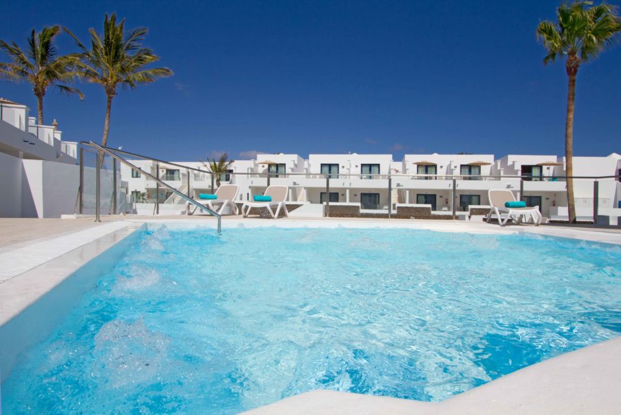 Mobiliario contract para Aqua Suites en Lanzarote
