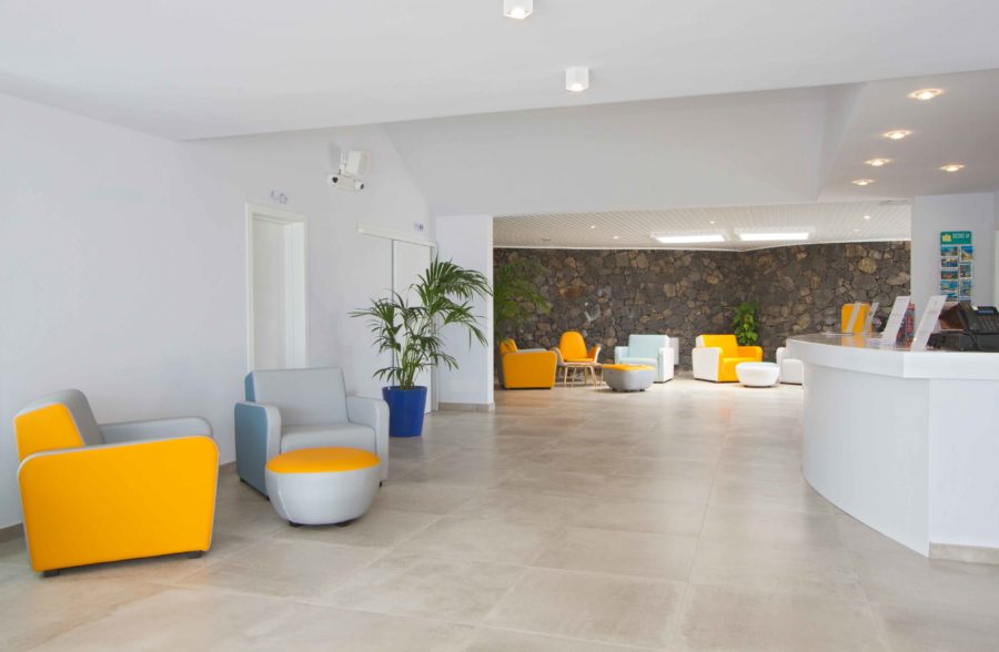 Mobiliario contract para Aqua Suites en Lanzarote